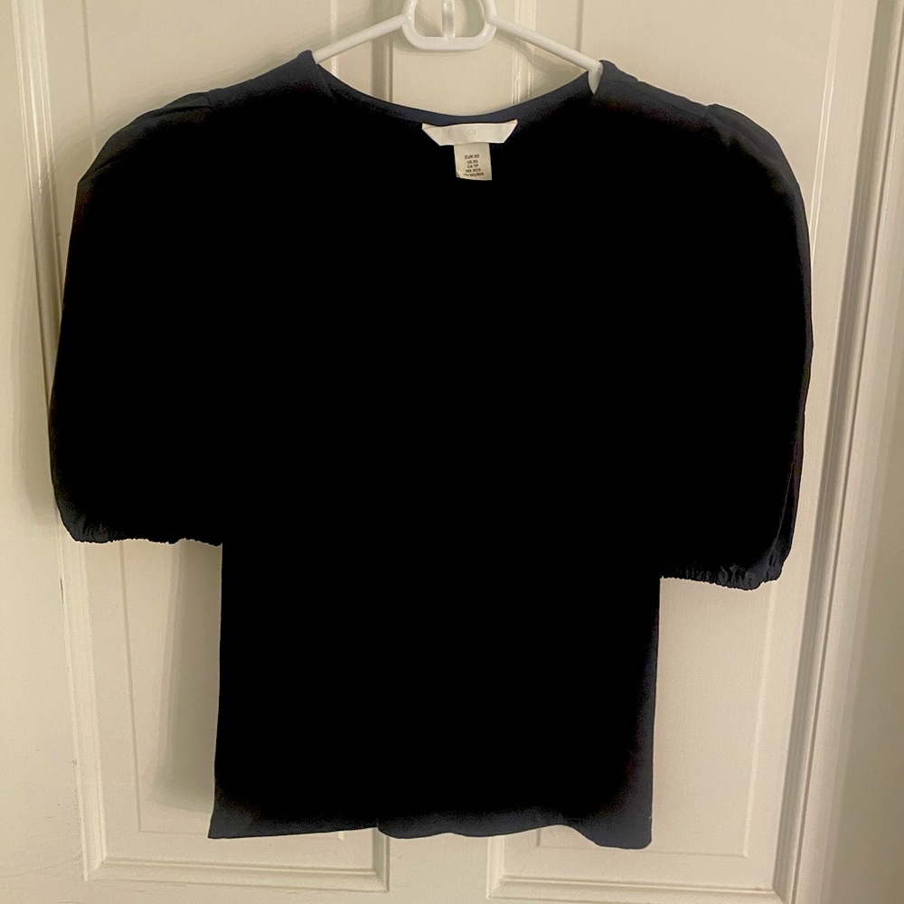 Black H&M mixed media t shirt with puff sleeves
